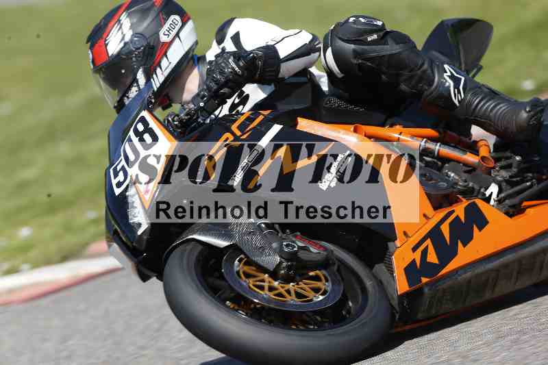 /43 08.08.2025 Discover the Bike ADR/Race 3 rot/508